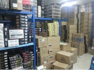 游戲捍將機箱 國際品牌機箱行業(yè)至尊產(chǎn)品云南總代理——昆明卓興與世界工廠網(wǎng)的強強聯(lián)合